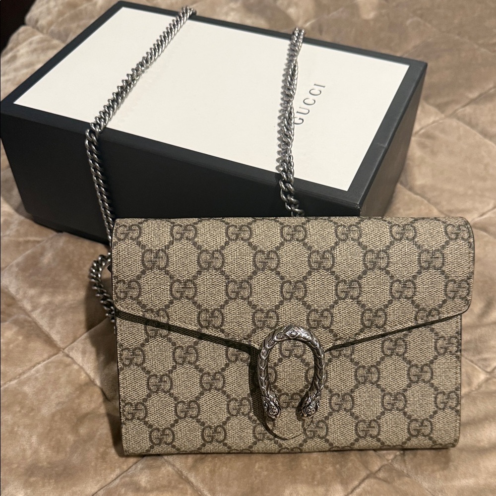 Gucci Beige/Ebony GG Supreme Crossbody with Silver Dionysus Hardware